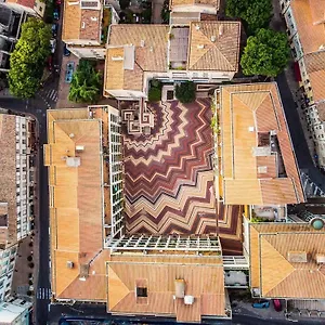 Campana , Avignone Francia